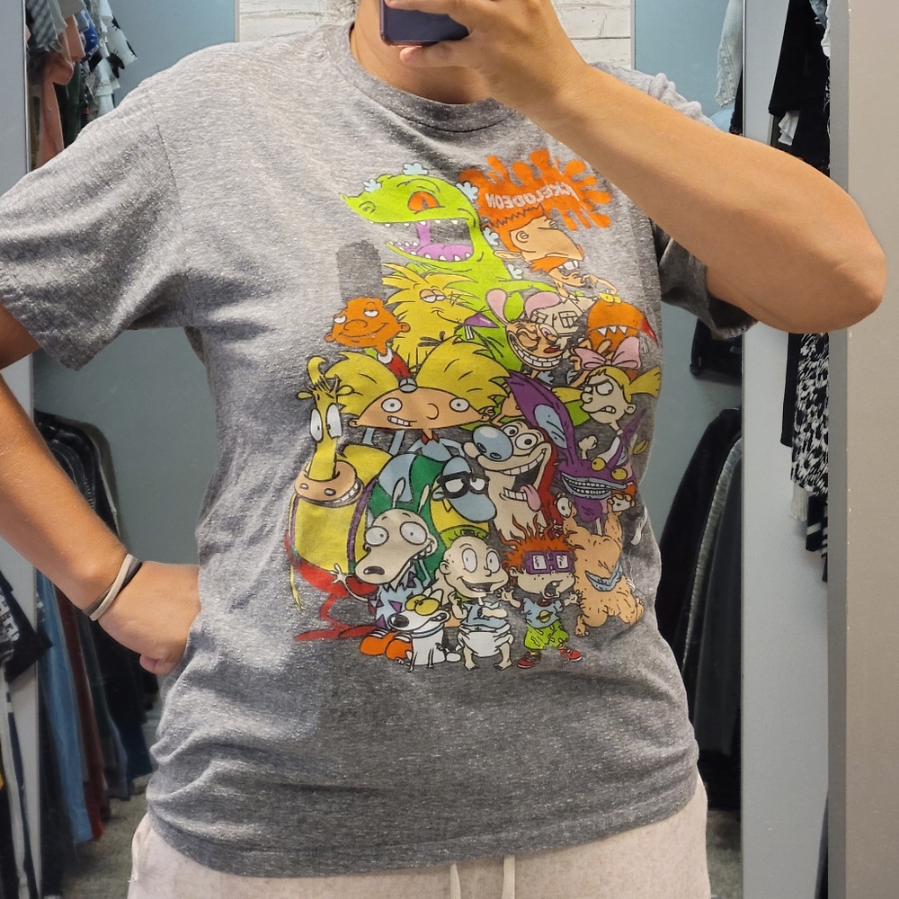 Nickelodeon T-Shirt Medium